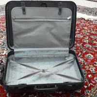 چمدان مسافرتی چرخدار پرزیدنت اصلی و قدیمی|کیف، کفش، کمربند|اهواز, کمپلو جنوبی|دیوار
