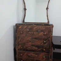 آینه و دلاور