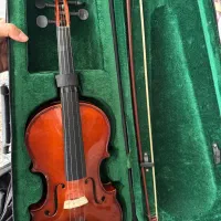 ویولن کم کار