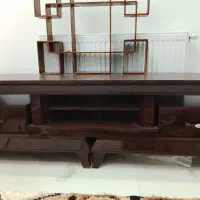 میز تلویزیون دوماه استفاده شدهه فقط