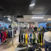 استخدام فروشنده