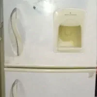 یخچال نیم فریزر سانا