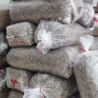 تخمه تخمه کدو خرما کشمش خشکبار بادوم زمینی