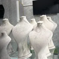 مانکن مخصوص طلا و نقره و بدلیجات|فروشگاه و مغازه|تهران, ستارخان|دیوار