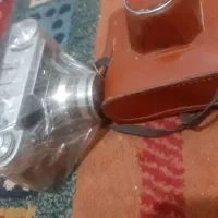 دوربین قدیمی سالم سالم بسیار کم ما را کرده|دوربین عکاسی و فیلمبرداری|صدرا-فارس, فاز ۱|دیوار