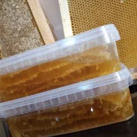 عسل طبیعی موم دار با خاصیت درمانی و دارای ضمانت