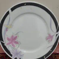 ظروف قدیمی ۲۵۰ تومان