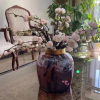 گلدان وگل خارجی