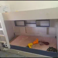 تخت دوطبقه به همراه دو عددکشو پاتختی