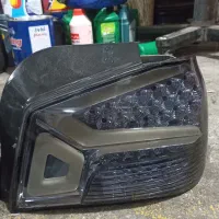 چراغ عقب مولتی کالر ۱۳۲ کنترلی درحد آکبند|قطعات یدکی و لوازم جانبی|رودسر, |دیوار