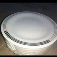 لوازم کاربردی.تعدادی ظروف سرو.دیس