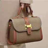 همکار آقا و خانم و چرخکار جهت کار در تولیدی کیف