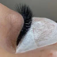 تخفیف ۵۰ درصدی کاشت مژه
