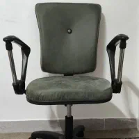 صندلی کامپیوتر جکدار و گردون