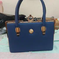 تعدادی کیف زنانه و بچگانه خیلی تمیز