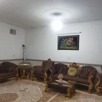 مبل و میز غذا خوری