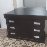 میز دراور همراه با تخت