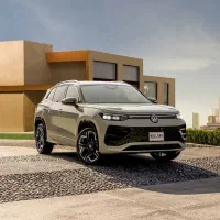 پیش فروش خودروی وارداتی با قیمت قطعی