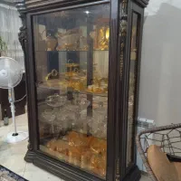 بوفه چوبی چهار طبقه کاملا سالم|بوفه، ویترین، کنسول|تهران, کوی بیمه|دیوار