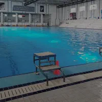 آکادمی آموزش تخصصی شنا و حرکات آب درمانی