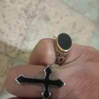 انگشتر و گردنبند
