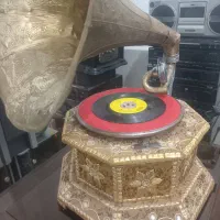 رادیو بزرگ لامپی گروندیک|کلکسیون اشیاء عتیقه|بومهن, |دیوار