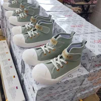 کفش بچگانه خارجی|کیف، کفش، کمربند|بندر ماهشهر, |دیوار