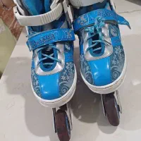 اسکیت کفشی تمام ژله تمام لاستیک هاش چراغ میزنه|دوچرخه، اسکیت، اسکوتر|محمدشهر, کوی بهار|دیوار