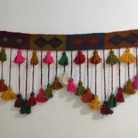 پرده آویز سنتی