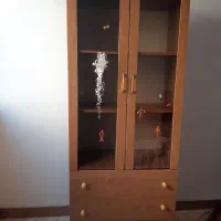 فروش کمد لباس همراه ویترین ودراور همه باهم ۲۰۰۰۰۰۰