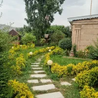 سرایداری  و قلیان زن