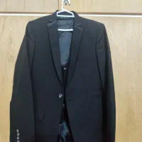 چهار عدد کت در حد نو|لباس|اشکذر, |دیوار