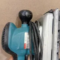 سمباده لرزان ماکیتا مدل bo4901