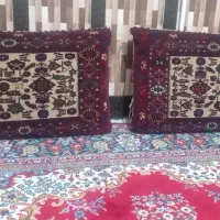 یک جفت پشتی دست بافت