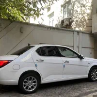 دنا پلاس اتوماتیک اپشنال کارت طلایی