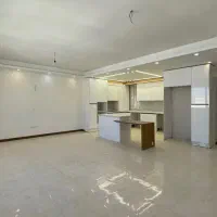 145متری نوساز در اول فلکه گاز