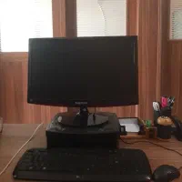 استخدام کارمند اداری