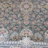 دوعدد فرش 9 متری طوسی تیره گل برجسته.