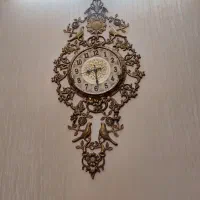 ساعت برنز ومیز برنز