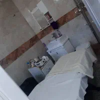 آموزش و خدمات کفسابی پا و کاشت ناخن اپیلاسیون