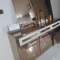 کنسول طلایی آینه ای