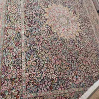 دو تخته فرش در حد نو ۱۲ متری و۹متری