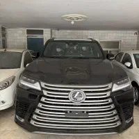 لکسوز LX700