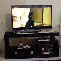 میز تلوزیون