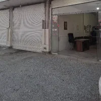 مغازه تجاری بر اتوبان