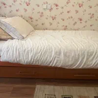 تخت و میز تحریر و کتابخانه|تخت و سرویس خواب|تهران, قیطریه|دیوار