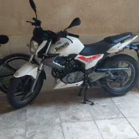 موتورسیکلت بنلی۱۵۰ مل ۱۴۰۰