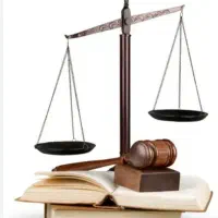 وکیل پایه یک دادگستری