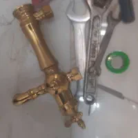 خدمات لوله کشی آب سردو گرم