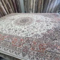 فرش دست دوم‌زهک‌کنار داروخانه